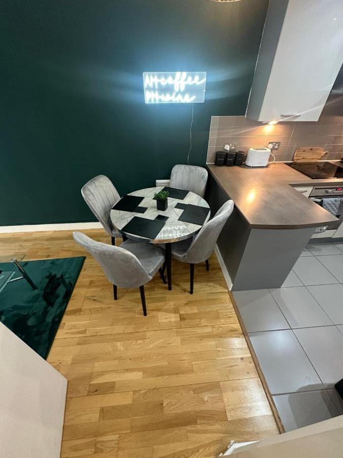 City View One Bedroom Apartment6