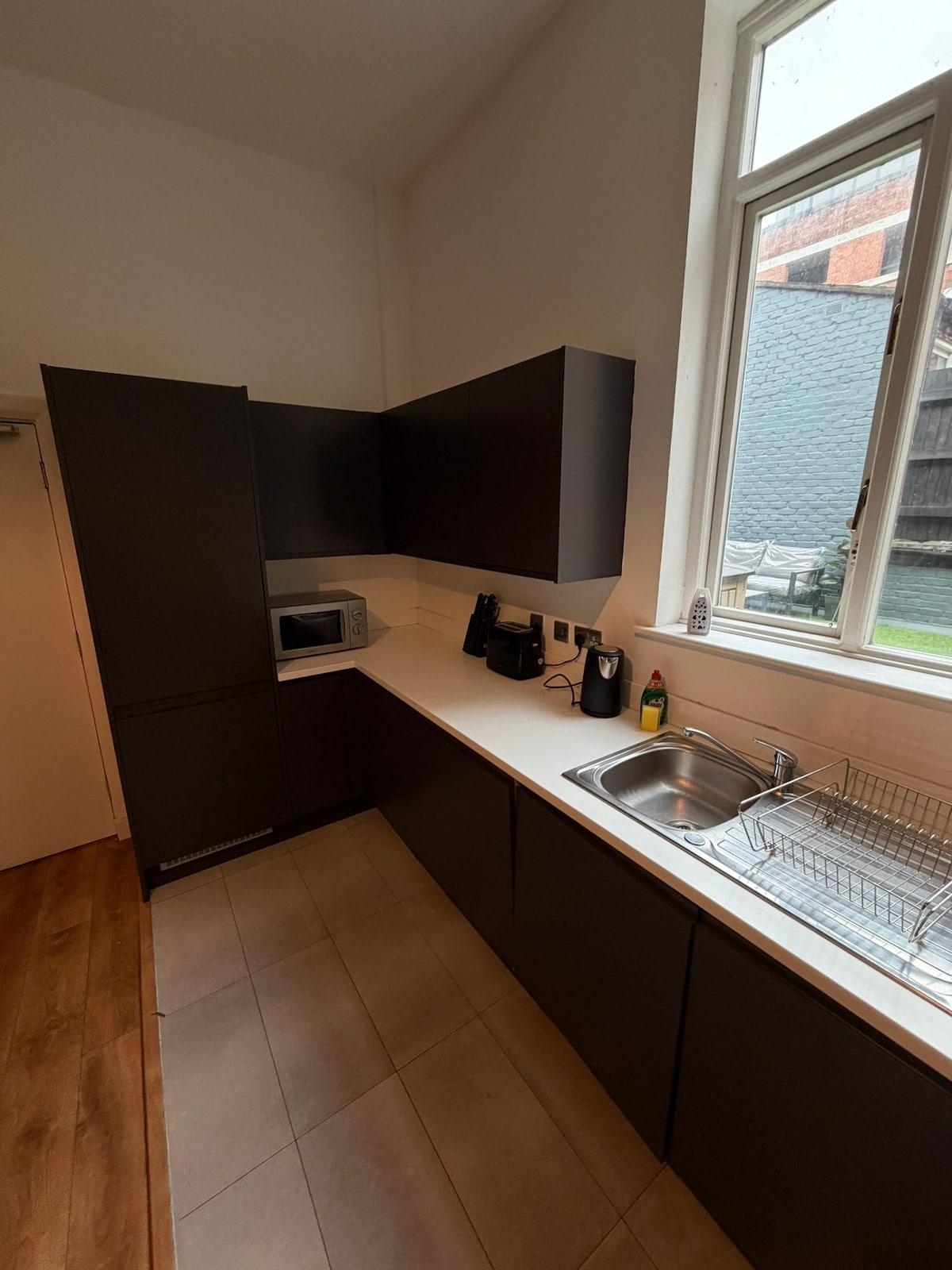 Spacious 4BR City Apartment | Terrace + Sleeps 105