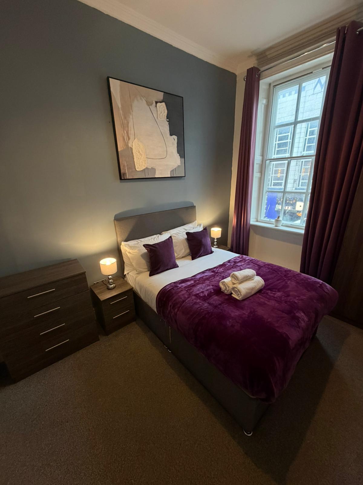 Spacious 4BR City Apartment | Terrace + Sleeps 104