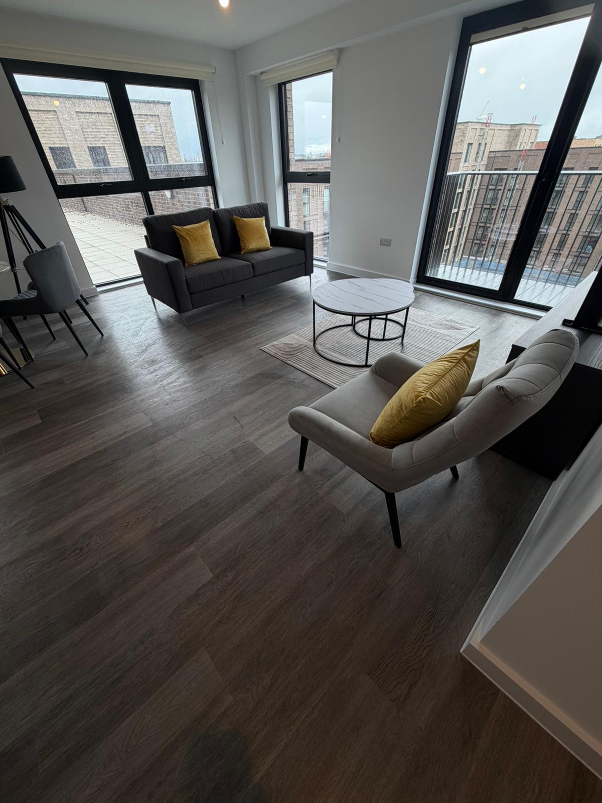 Berkeley Square Apartments5